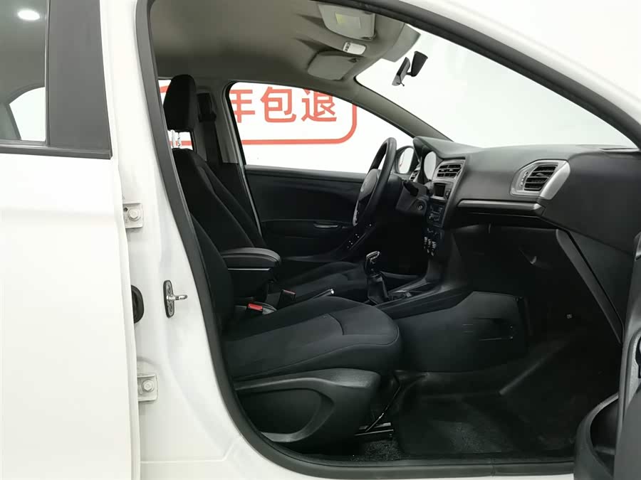 Peugeot 301 2016 صورة سيارة #24