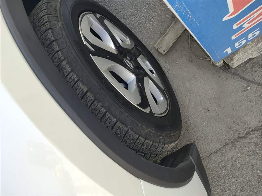 Toyota C-HR EV 2021 immagine di auto #24