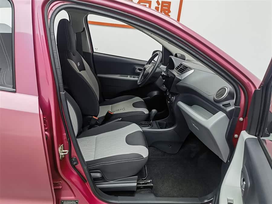 Suzuki 2013 car image #24