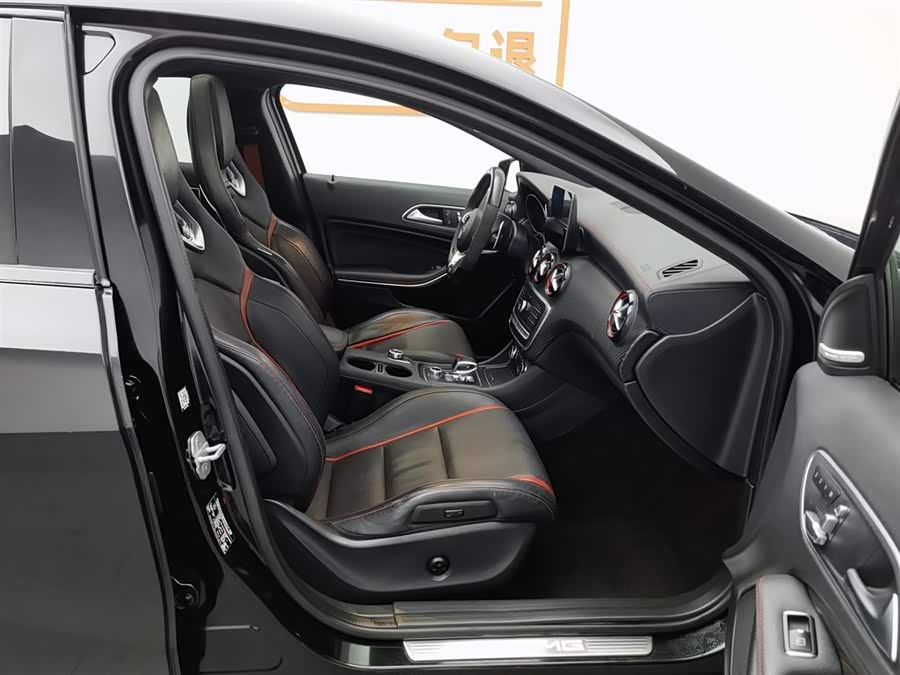 奔驰 奔驰A级AMG(进口) 2016 汽车图片 #24