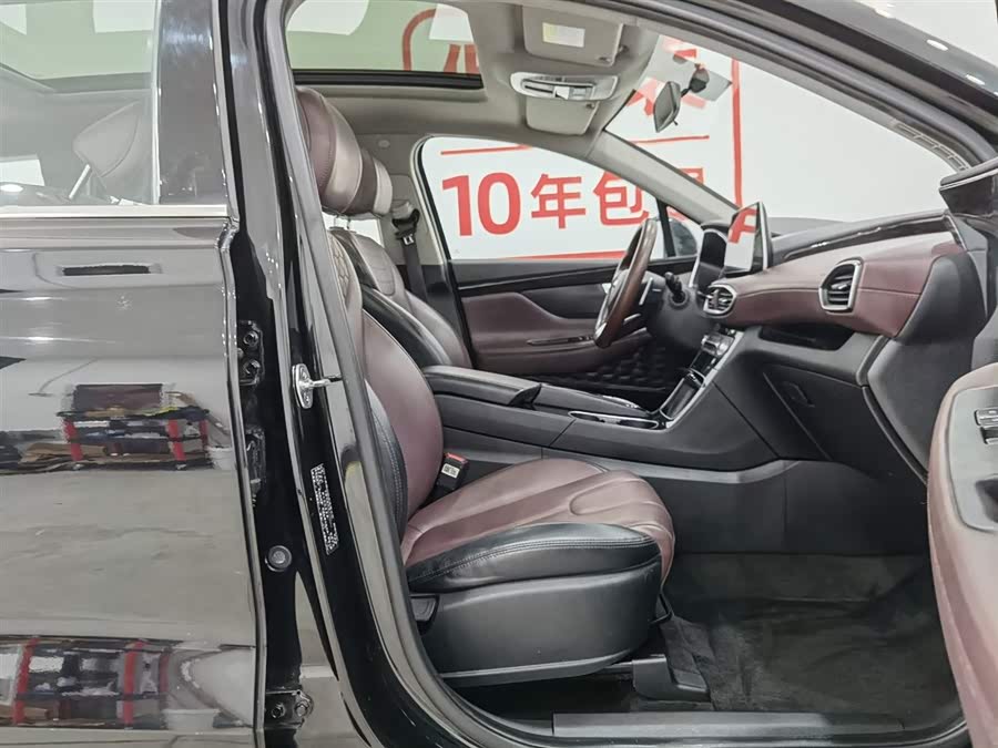 Hyundai Santa Fe 2021 car image #24
