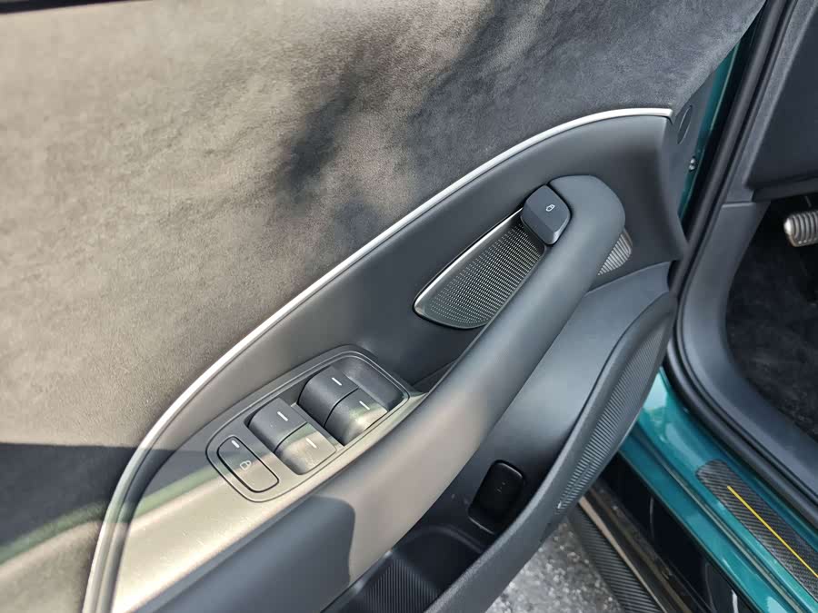 小米汽车 小米SU7 Ultra 2025 #24 小米汽车 小米SU7 Ultra 2025 汽车图片 #24