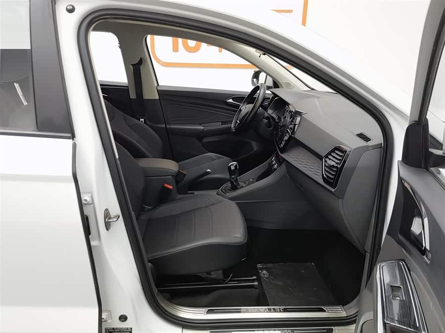 Jetta VS5 2020 car image #24