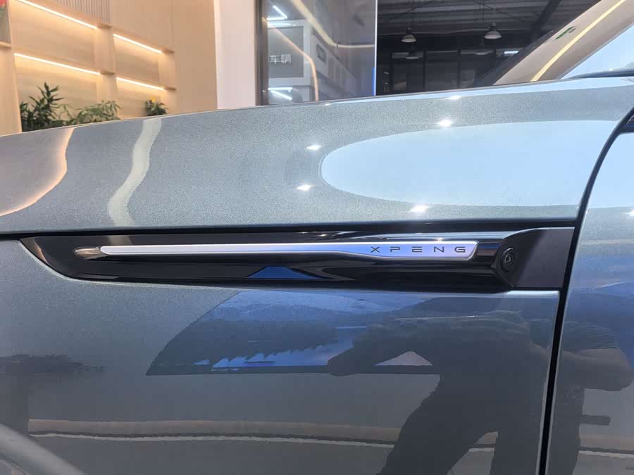 Xpeng G9 2023 car image #24