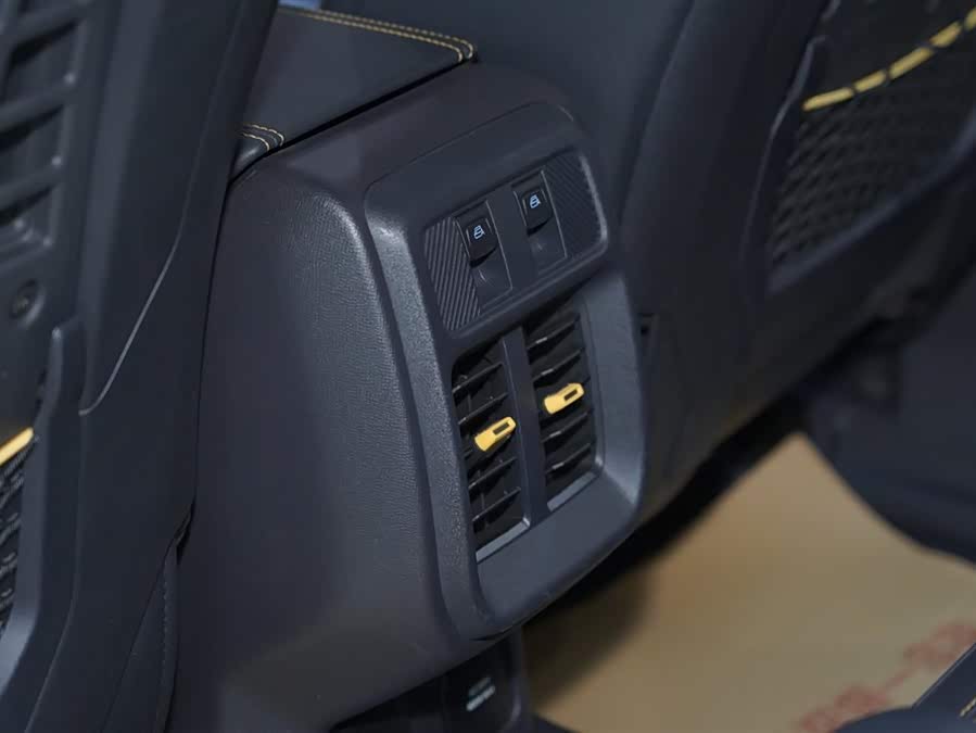Ford 2024 car image #24
