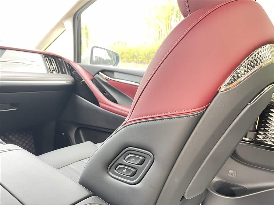 GAC Trumpchi E9 2023 изображение автомобиля #24