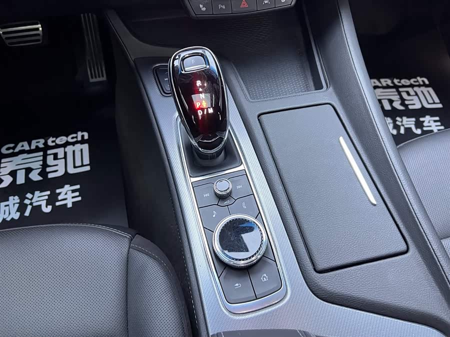 2022 car image #24
