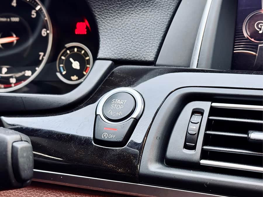 BMW 5 Series 2016 car image #24