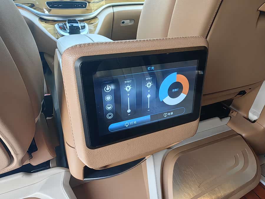 Mercedes-Benz V Class 2020 #24 Mercedes-Benz V Class 2020 car image #24