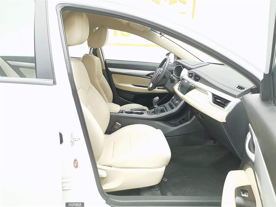 GEELY Emgrand 2018 car image #24