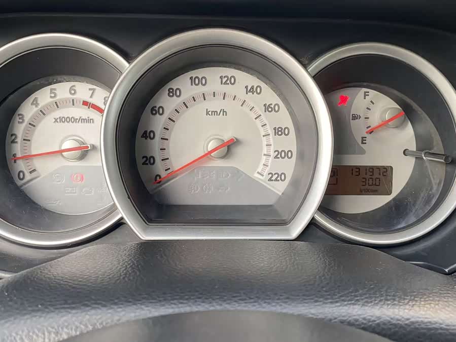 日产 骐达TIIDA 2010 汽车图片 #24