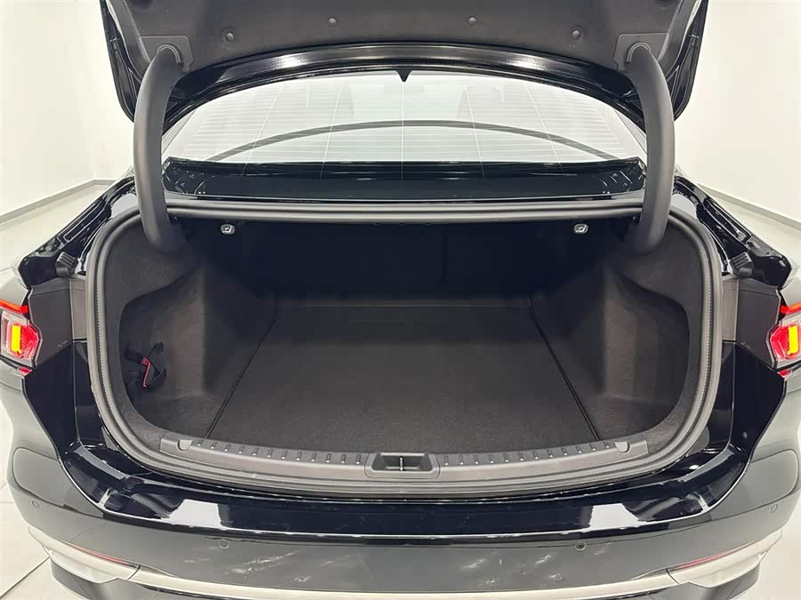 Ford Mondeo 2025 #24 Ford Mondeo 2025 car image #24