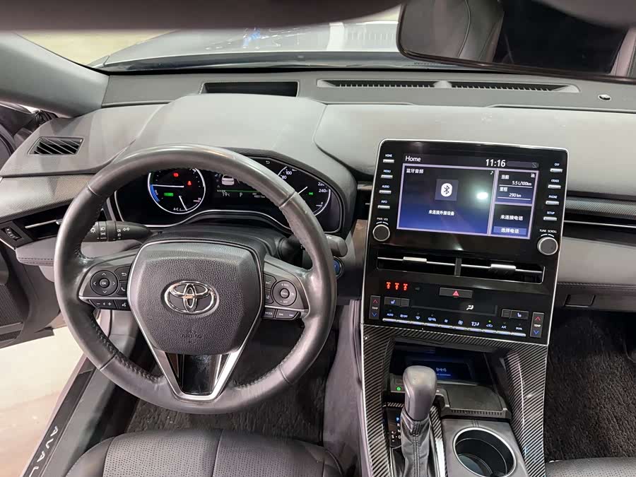 Toyota Avalon 2019 car image #24
