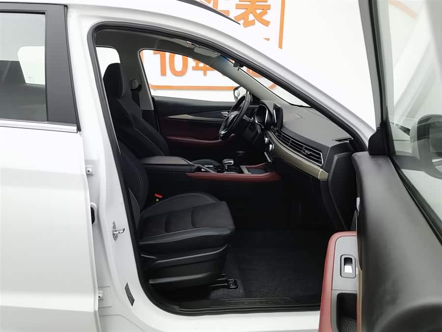 Jetour X70 2023 car image #24