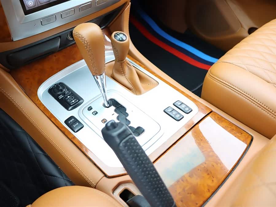 Toyota Land Cruiser 2008 car image #24