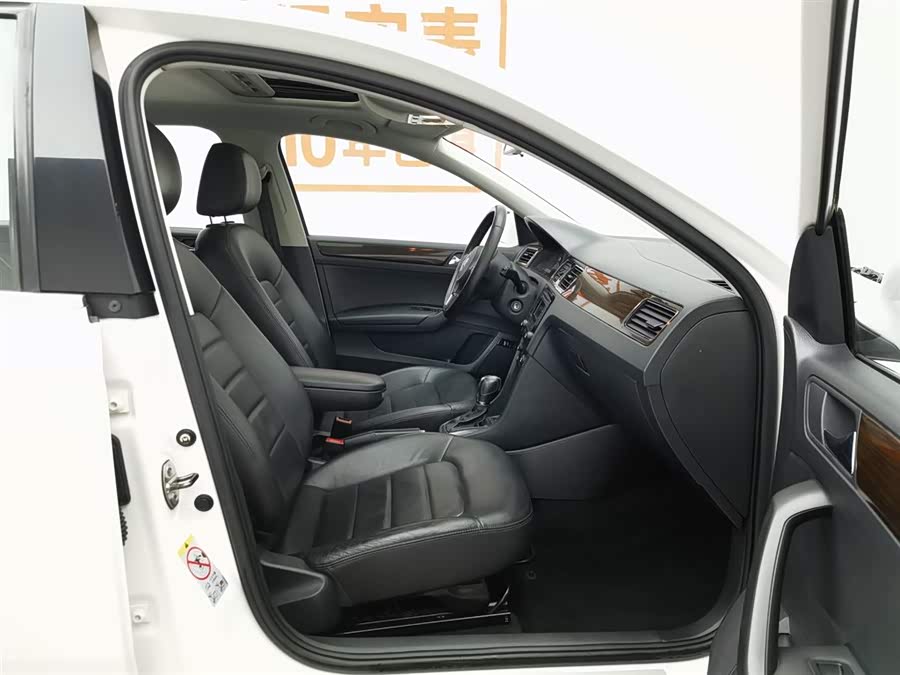 Volkswagen Santana 2013 #24 Volkswagen Santana 2013 immagine di auto #24