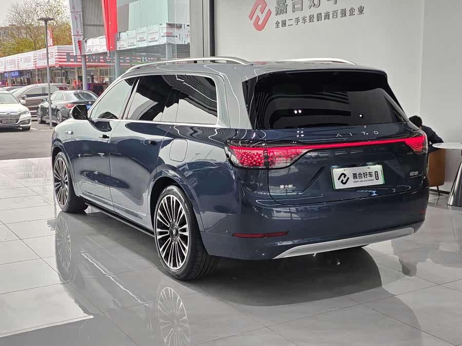 2024 car image #24