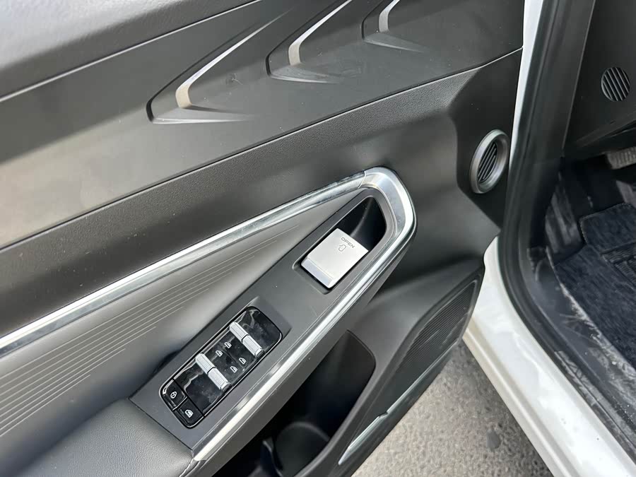GEELY Boyue 2024 car image #24
