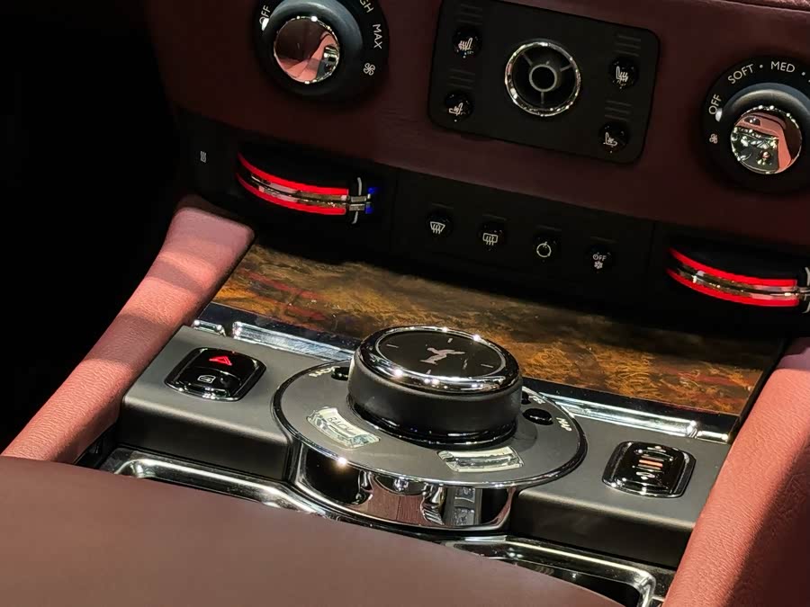 Rolls-Royce Ghost 2015 car image #24