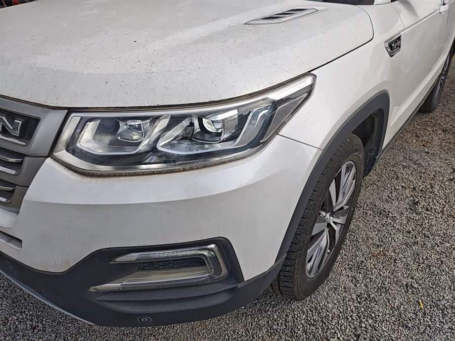 Changan CS95 2018 car image #24