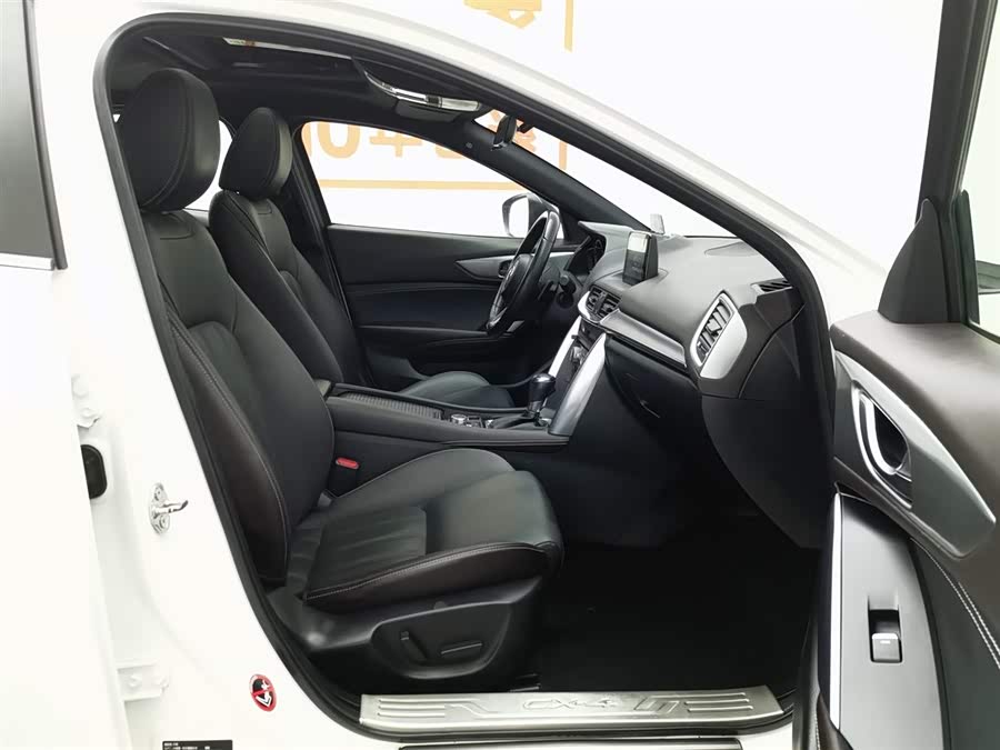 马自达 马自达CX-4 2018 汽车图片 #24