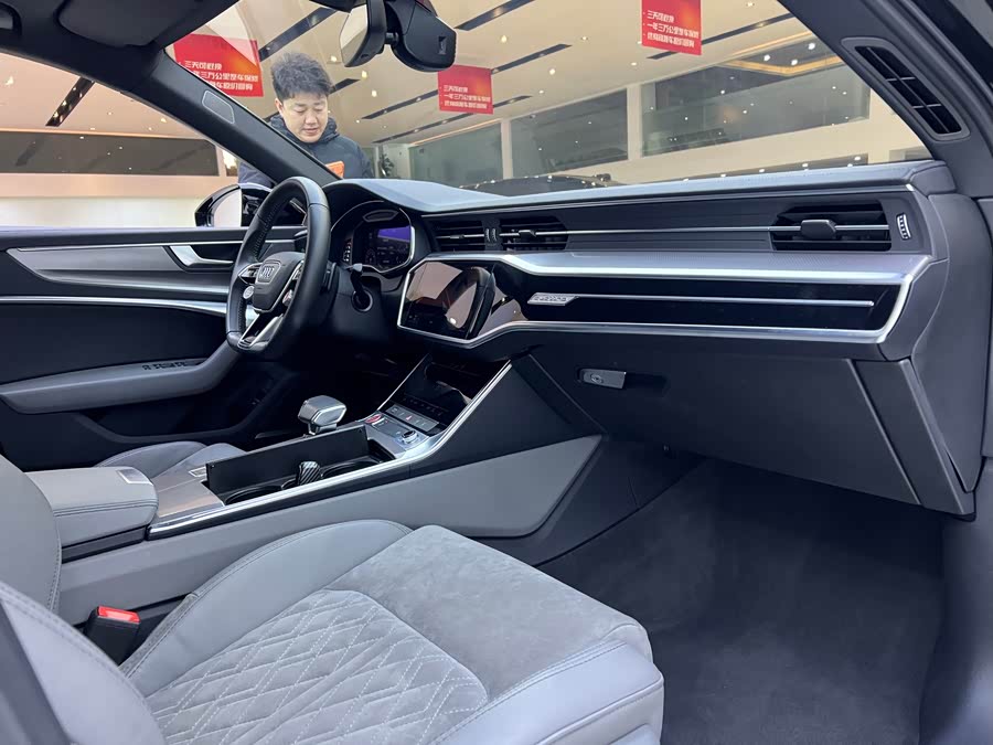 Audi A6L 2020 car image #24