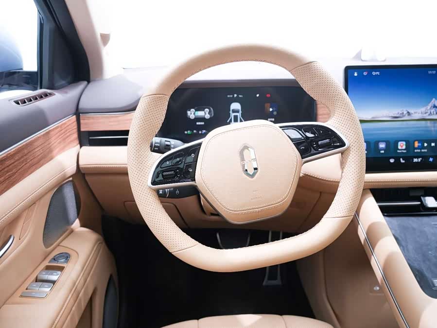 2023 car image #24