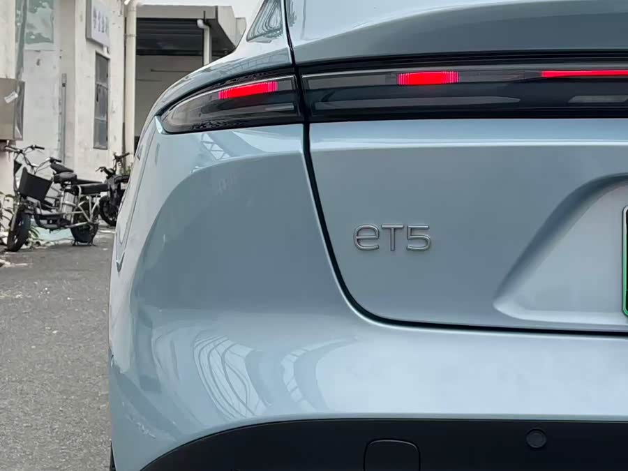 NIO ET5 2023 car image #24