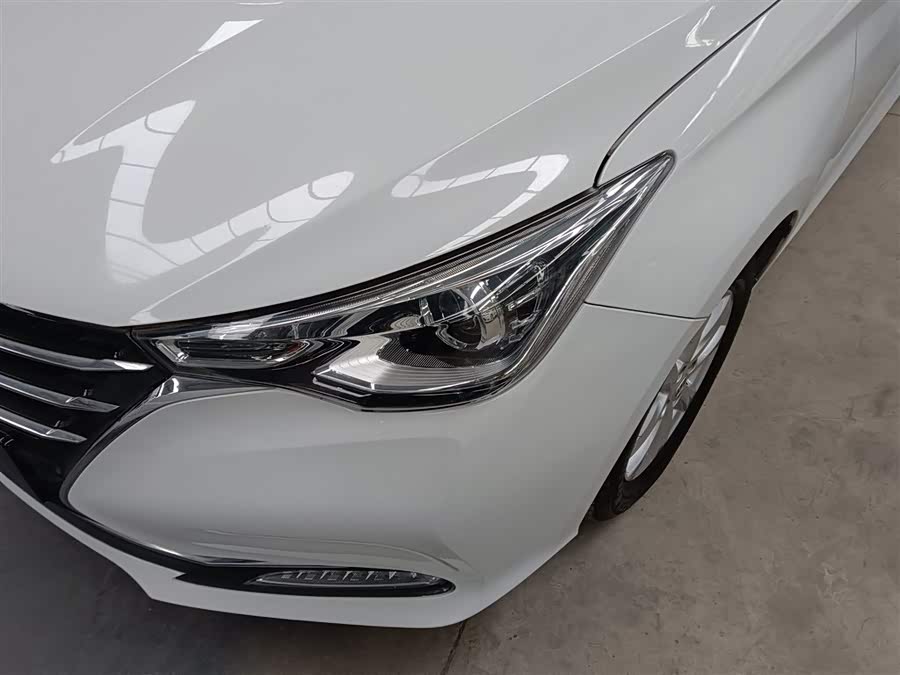 Changan Alsvin 2018 #24 Changan Alsvin 2018 car image #24