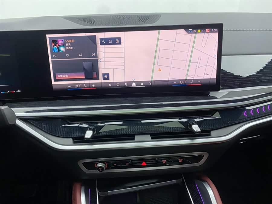 BMW X6 2025 car image #24