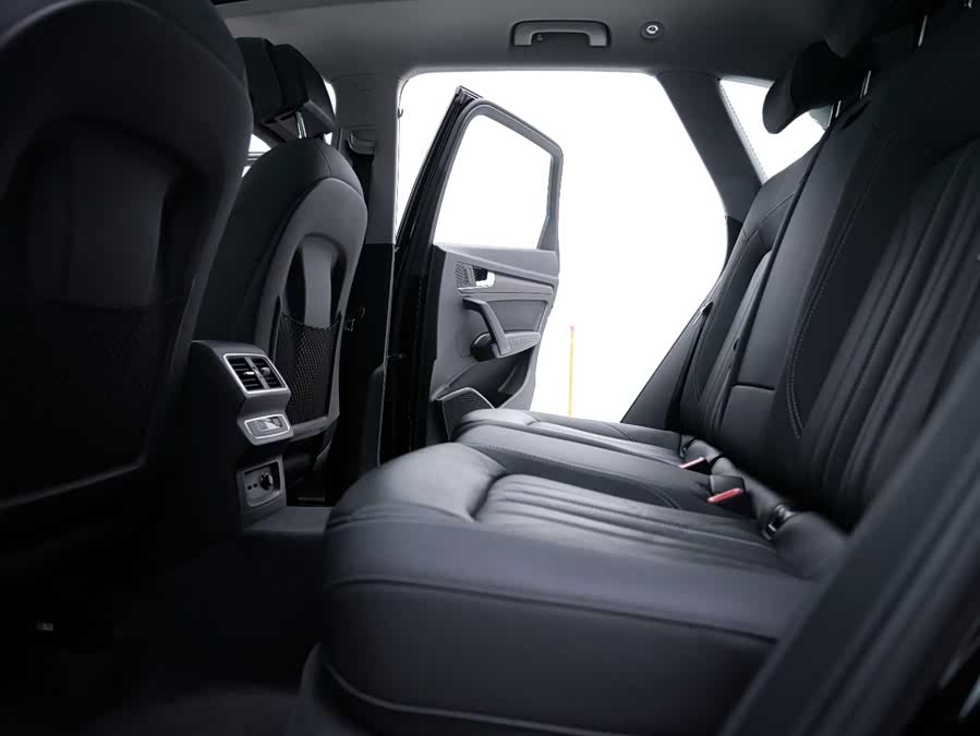 Audi Q5L 2023 imagem de carro #24