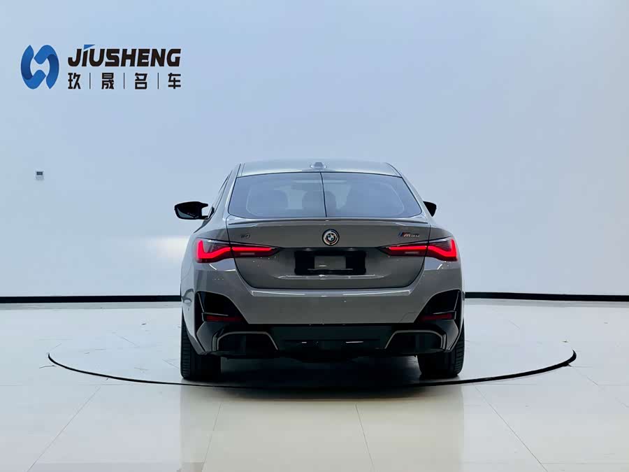 BMW i4 2022 car image #24