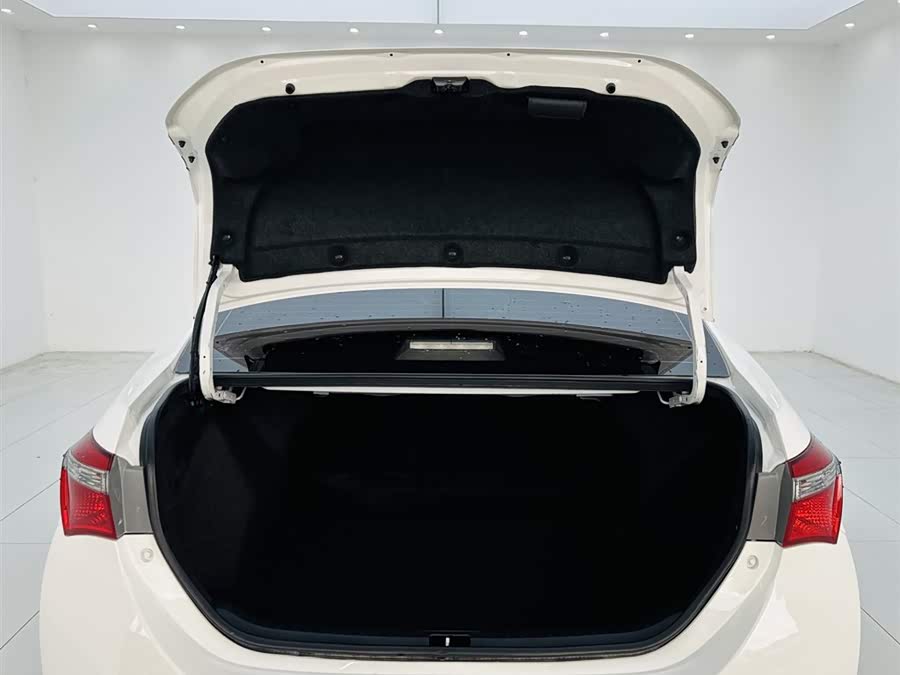 Toyota Corolla 2017 #24 Toyota Corolla 2017 car image #24