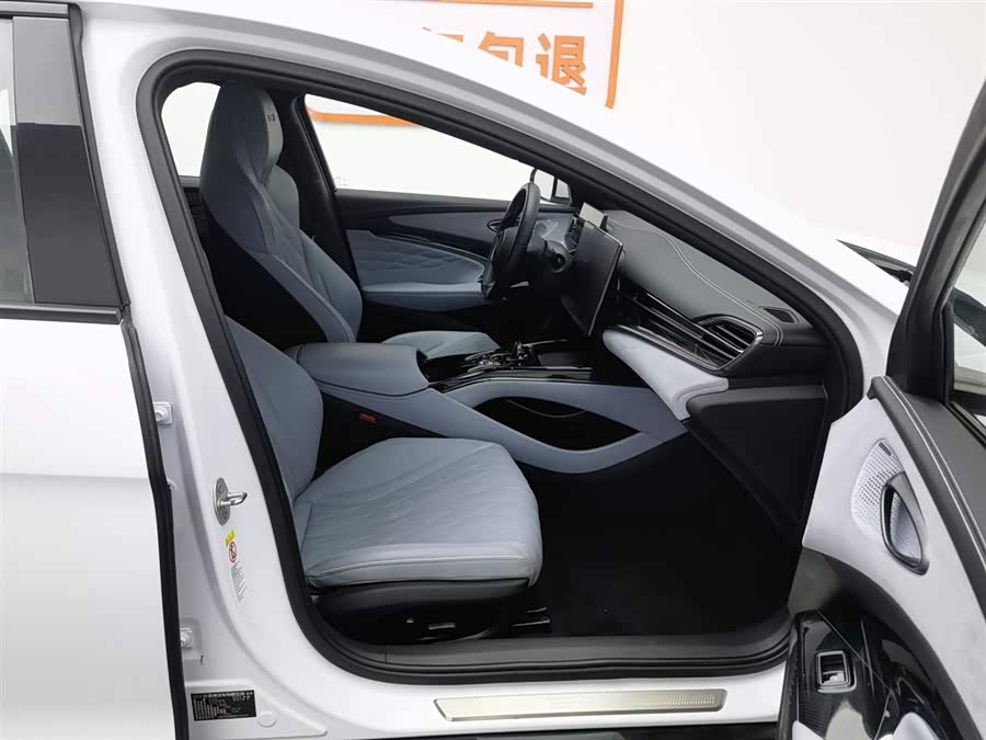 BYD Seal 2023 car image #24
