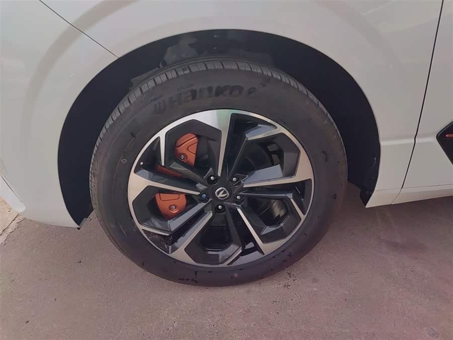 Changan UNI-K iDD 2025 #24 Changan UNI-K iDD 2025 car image #24