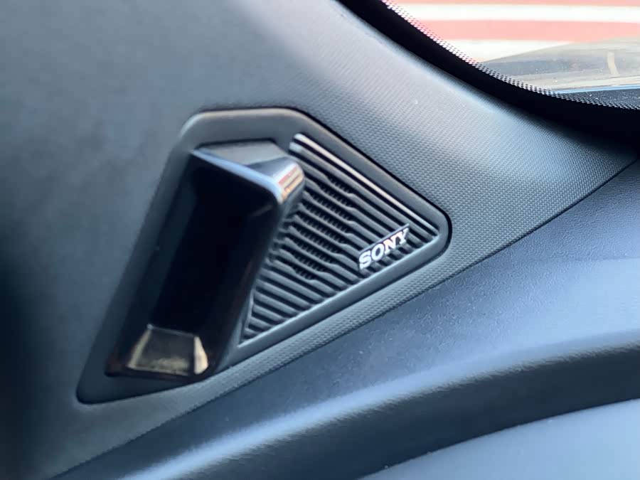 Changan UNI-T 2021 car image #24