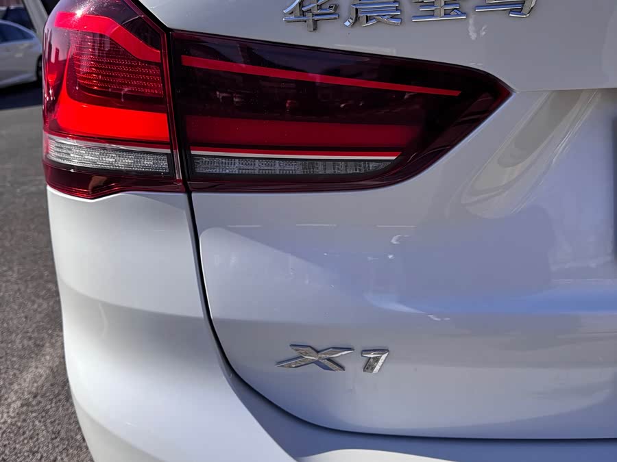 BMW X1 2020 car image #24