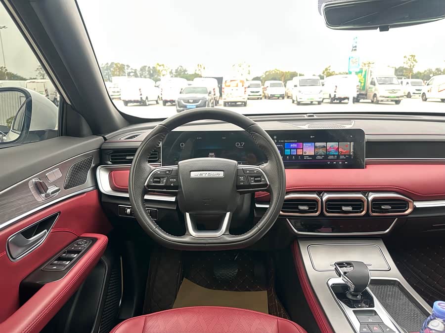Jetour X70 PLUS 2024 car image #24