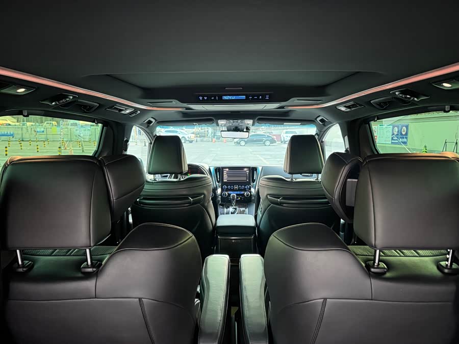 Toyota Alphard 2022 car image #24