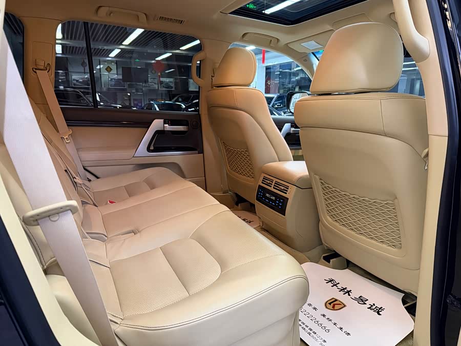 Toyota Land Cruiser 2016 immagine di auto #24