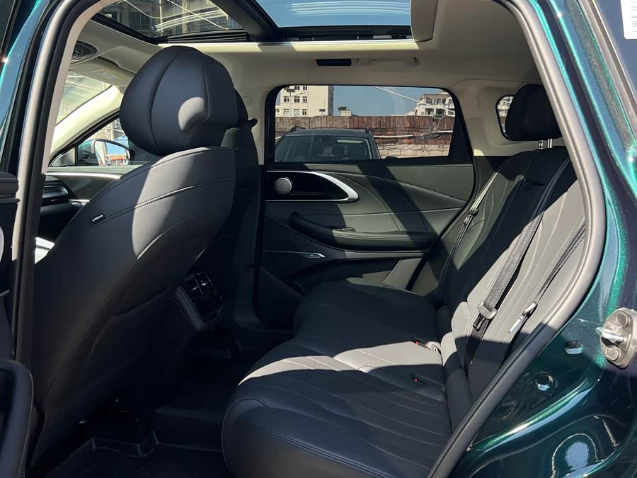 Exceed Lingyun 2025 #24 Exceed Lingyun 2025 صورة سيارة #24