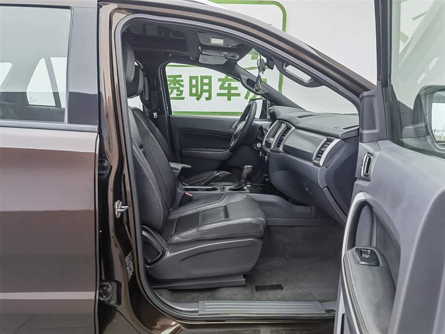 Ford Everest 2017 car image #24