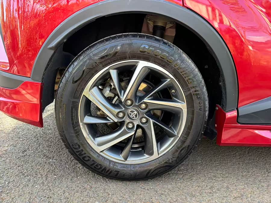 Toyota C-HR 2021 immagine di auto #24