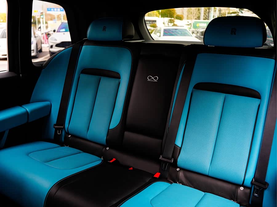 劳斯莱斯 库里南 2021 汽车图片 #24