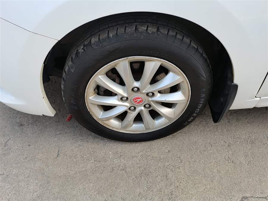 Changan Alsvin V7 2016 #24 Changan Alsvin V7 2016 car image #24