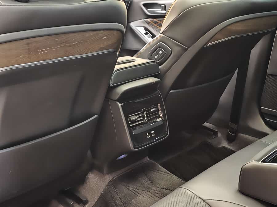 Toyota Avalon 2024 car image #24
