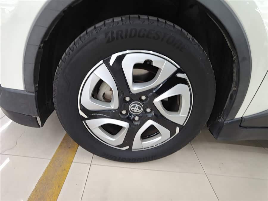 Toyota C-HR EV 2021 immagine di auto #24