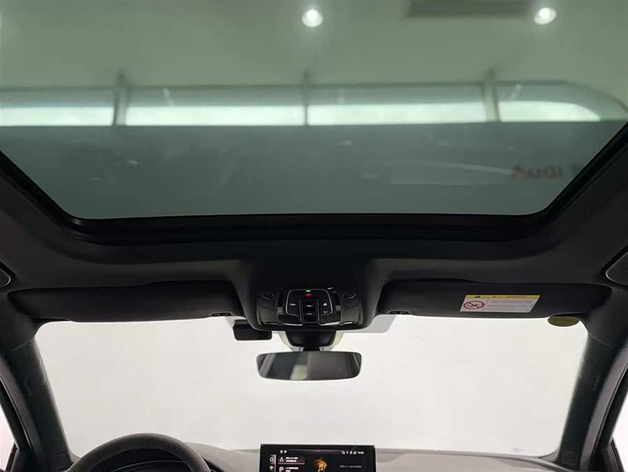 Audi RS 4 2023 car image #24