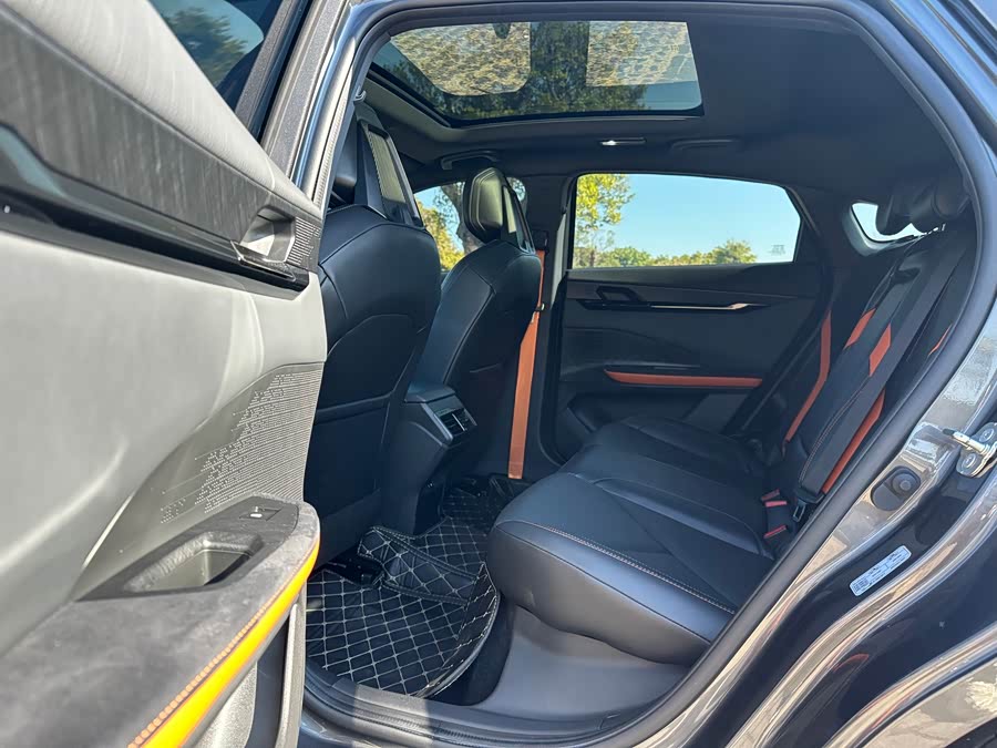 Changan UNI-V 2022 car image #24