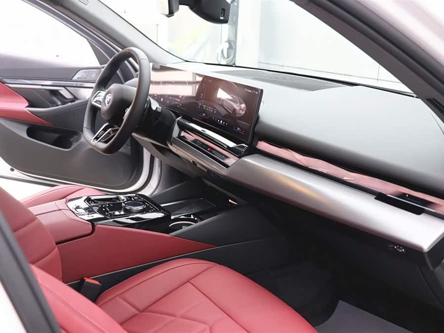 BMW 5 Series 2025 car image #24